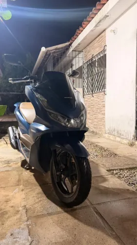 PCX 2024 DLX