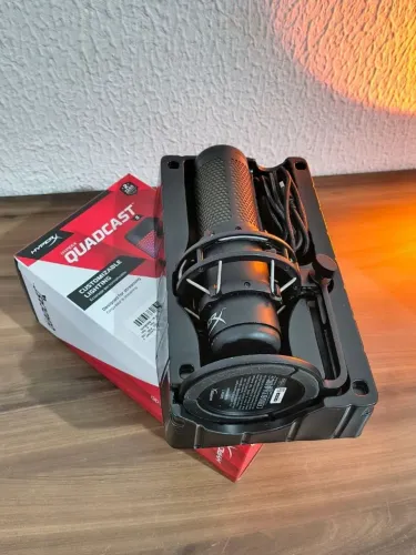 Microfone HyperX QuadCast