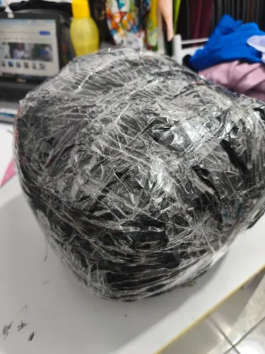 Lote de roupa para brechó