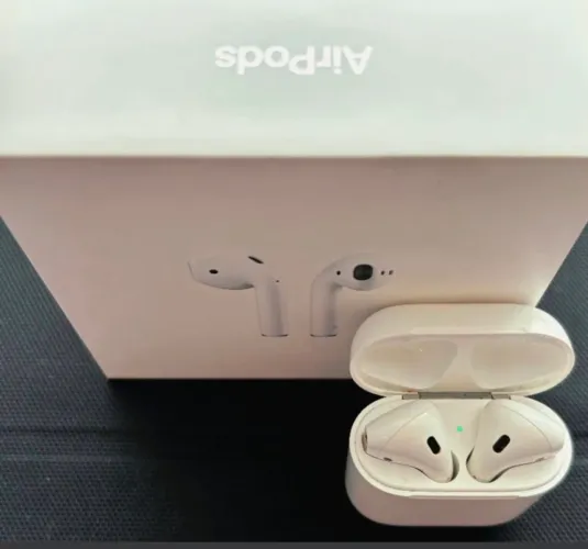 Apple AirPods (1ª geração) original com estojo de carregamento