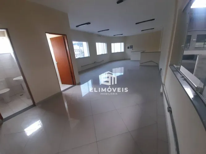 Galpão para alugar, 840 m² por R$ 28.904,00/mês - Perová - Arujá/SP