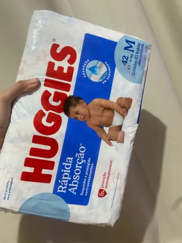 Fralda Huggies M
