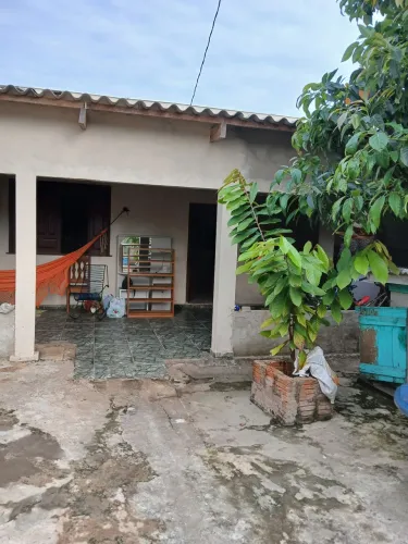 Vendo uma casa floresta sul urgente.250 000mil