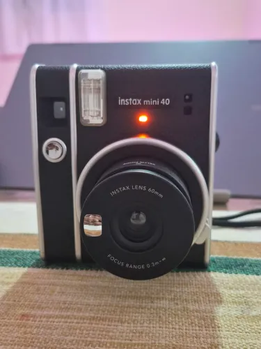 Câmera instantânea Fujifim Instax Mini 40