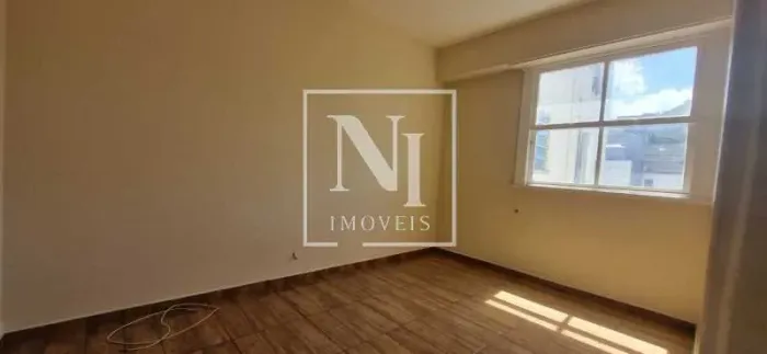 Apartamento : / Residencial / Catete