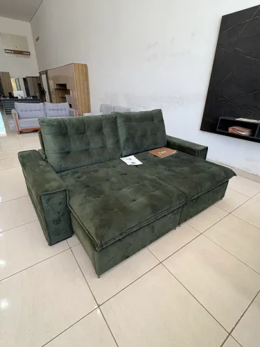 Sofá retrátil e reclinável