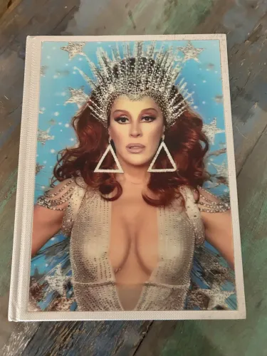 Livro RAIA - Claudia Raia