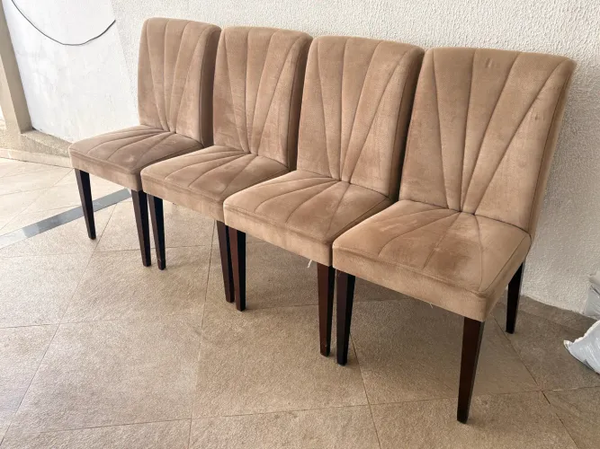 Cadeiras de jantar estofadas com pés em madeira maciça - conjunto