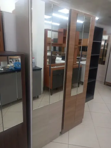 Multiuso novo montado 