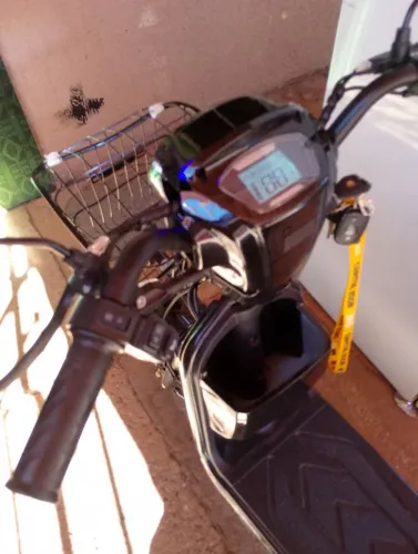 Moto elétrica zyon