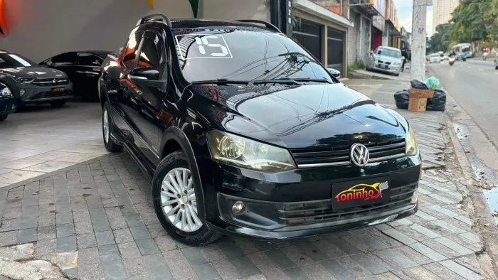 Volkswagen Saveiro Highline 1.6 T. Flex 8V CD 2015