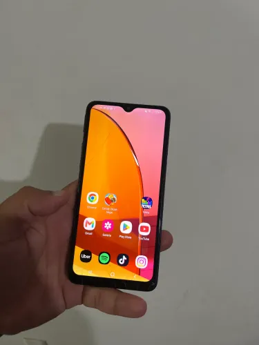 samsung A20s