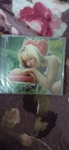 CD Sabrina Carpenter - Short N Sweet Alternative Cover