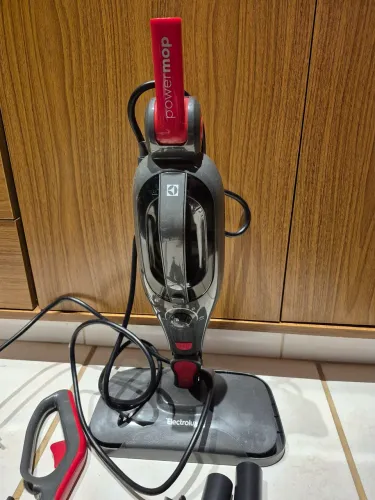 Vaporizador de Pisos Electrolux PowerMop MOP10