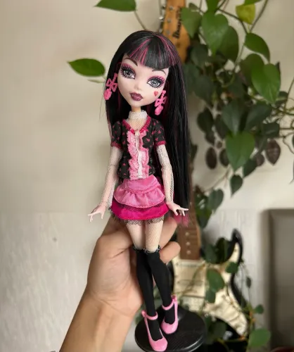 monster high draculaura reservada para enzo