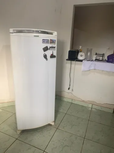 Vendo geladeira Consul Fostfree