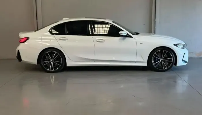 BMW 320I A 2.0 TB M Sport Activeflex 16V 4P 2024