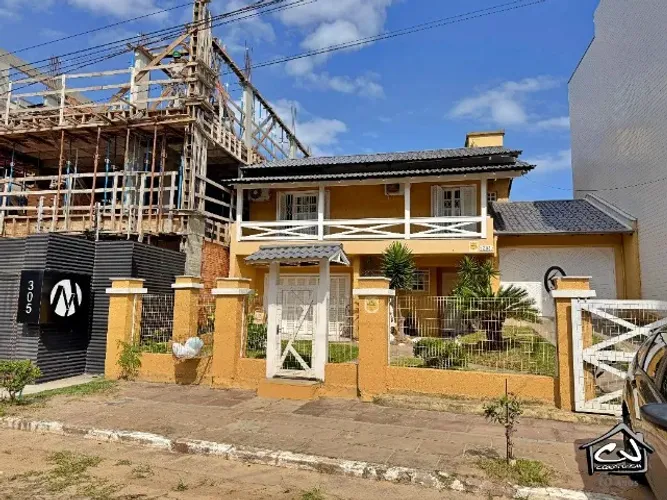 Réveillon 2027 - Casa c/ 4 Quartos (3 c/ AR) - 1 Quadra Mar - C/ Piscina