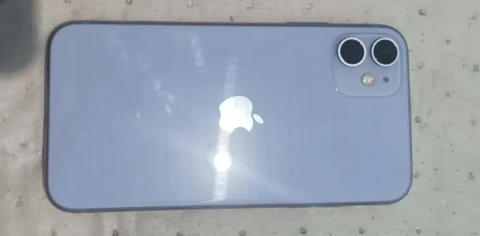 iPhone 11