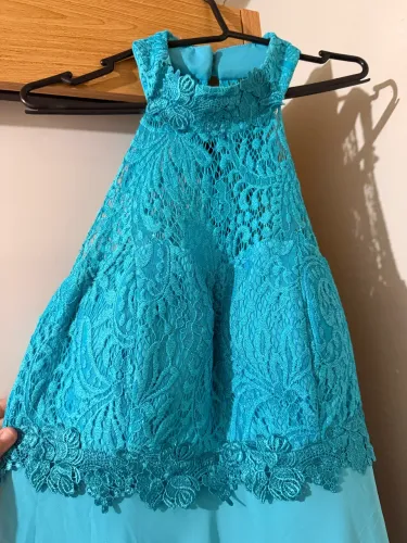 Vestido de Festa Azul Turquesa/Tiffany em Renda