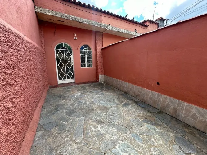 Barracão para alugar, 25 m² por R$ 1.135,00 - Caiçaras - Belo Horizonte/MG