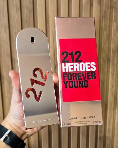 PERFUME 212 HEROES MASCULINO (LACRADO)