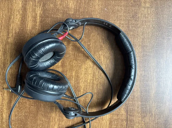 Headphone Sennheiser HD25