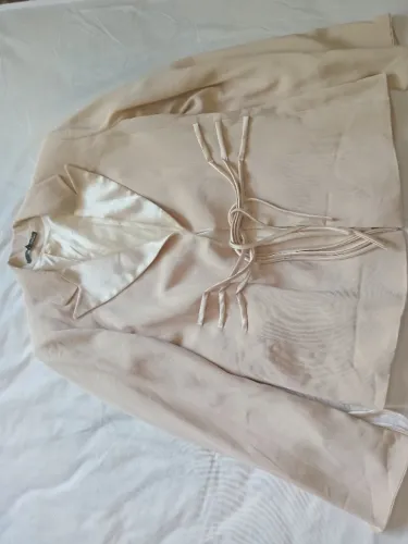 Blazer na cor creme