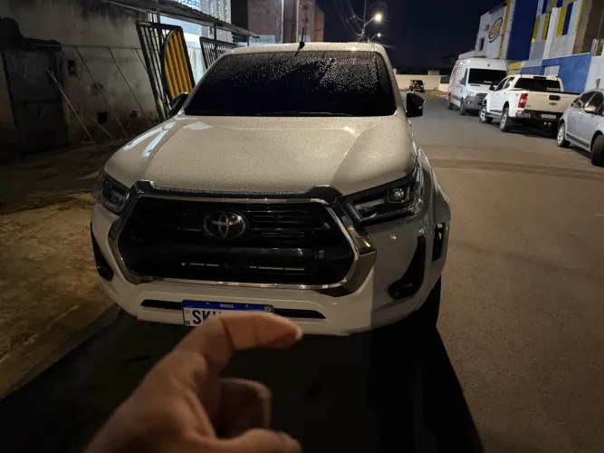 Toyota Hilux CD SRX Plus 4X4 2.8 TDI Die. Aut. 2024