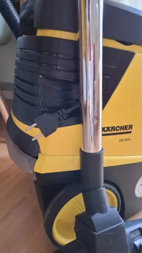 Aspirador potente Karcher 110v completo em excelente estado
