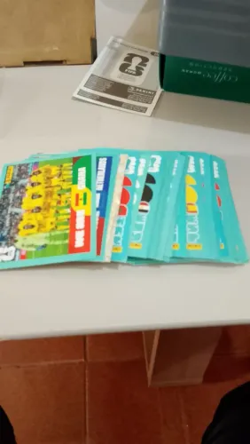 Vendo figurinhas a vulso