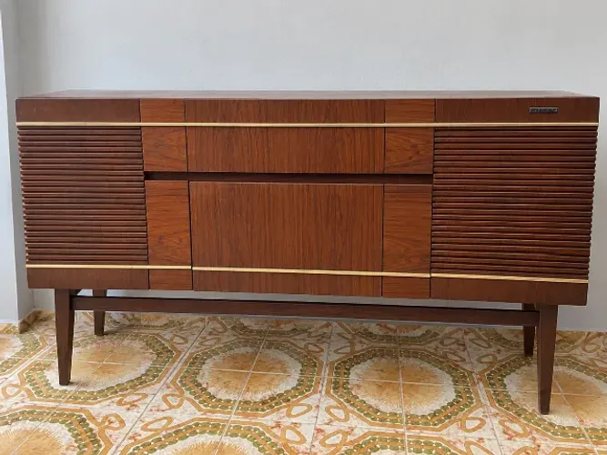 RÁDIO VITROLA ANTIGA PHILIPS - VINTAGE