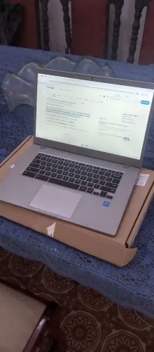 Chrome book 4 todo ótimo