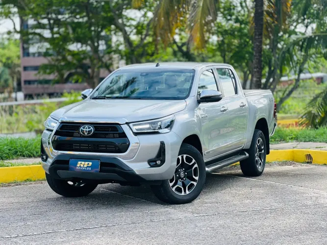 Toyota Hilux CD SRX 4X4 2.8 TDI 16V Diesel Aut. 2021