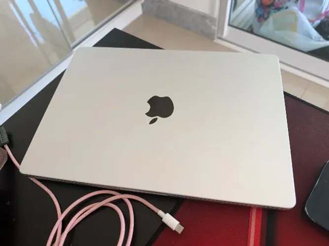 MacBook 14 pro m5 16gb