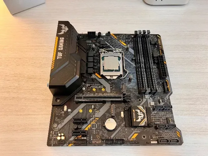 B360M Plus Asus + I5 8400 + Water cooler Corsair - Em excelente estado