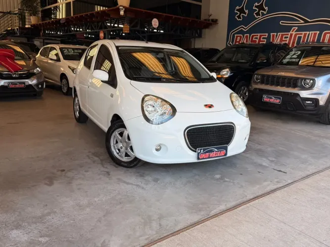 Geely GC2 1.0 12V 68cv 5P 2015