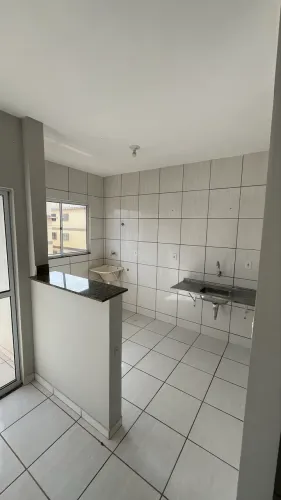 ? Apartamento 2 Quartos no Ocidental - GO Cond Athenas - R$ 850,00