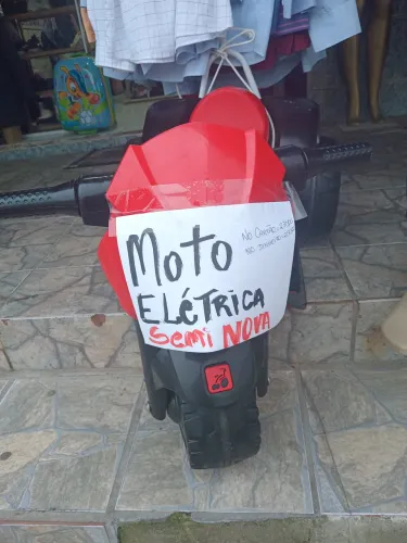 Motinha de crianças elétrica 
