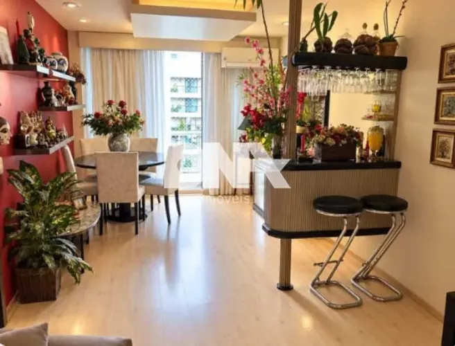 Apartamento : / Residencial / Lagoa