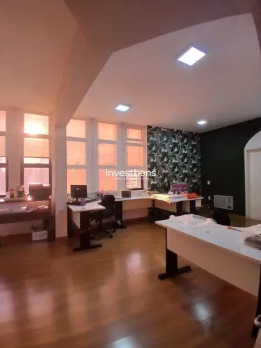Andar 210m, próximo ao Pátio Savassi