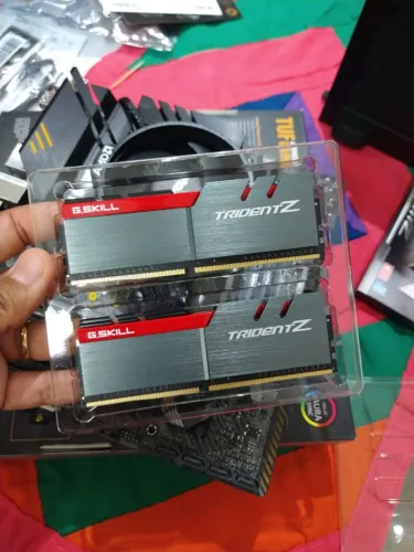 Memória DDR4 3200 2x8GB TRIDENTZ