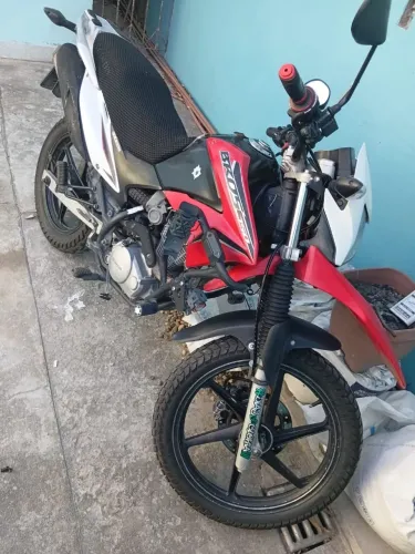 Vendo bros 150 2014 nada pra fazer