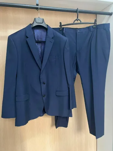 Costume azul Ricardo Almeida novo