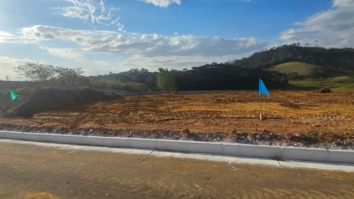 Excelente lote no São José em Barbacena