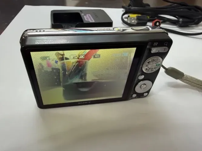 Camera digital Sony Cybershot 5.1