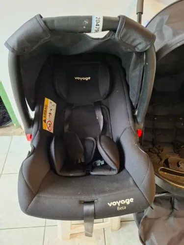 Bebê conforto voyage