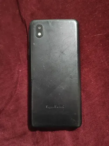 Samsung a01 core - preto (32gb de armazenamento e 2gb ram