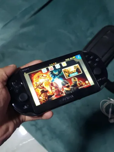 Troco PSVITA Slim desbloqueado em ps4/xbox one.