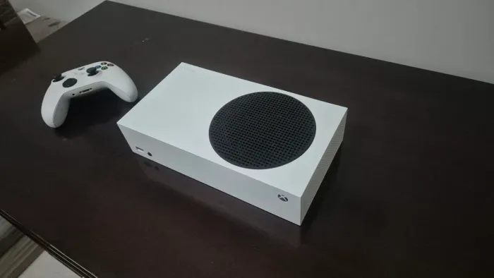 Xbox Series S com caixa original